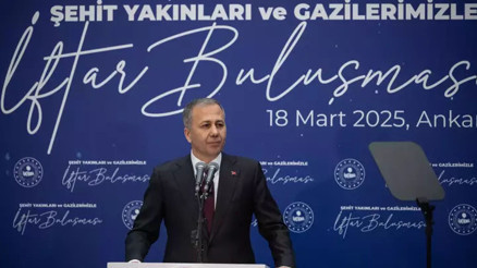 İçişleri Bakanı Yerlikaya, şehit yakınları ve gazilerle iftar programında bir araya geldi