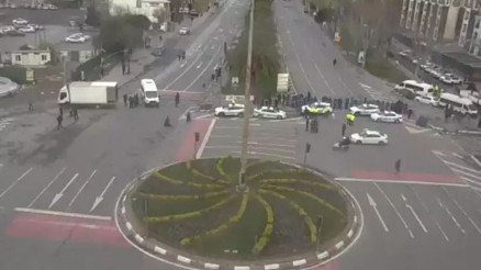 İstanbul Valiliğinden 4 gün süreyle toplantı ve gösteri yasağı İstanbul Valiliğinden 4 gün süreyle toplantı ve gösteri yasağı