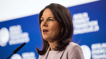 Rusya ‘Nazi torunu’ dedi, adaylığına karşı çıktı