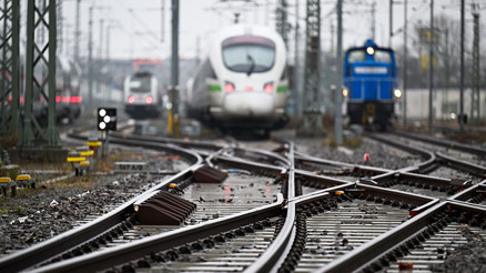 Trendeki yolcular tahliye edildi