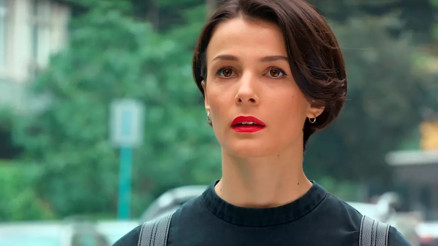 Eşref Rüya dizisinin Çiğdemi Büşra Develi kimdir, hangi dizilerde ve filmlerde oynadı Eşref Rüya dizisinin Çiğdemi Büşra Develi kimdir, hangi dizilerde ve filmlerde oynadı