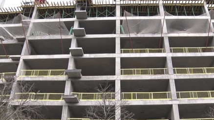 İstanbulda inşaat iskelesinin düşmesi sonucu 2 işçi hayatını kaybetti