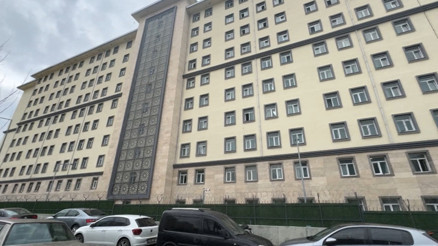 Avcılarda takip ettiği öğrencinin yurduna Mutfak görevlisiyim diyerek girdi Tacizci gözaltına alındı