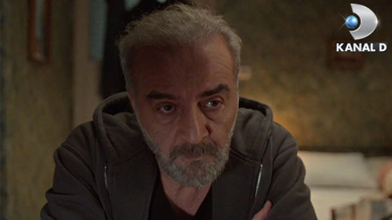 Yıllar sonra ortaya çıkan oğlunun hasta olduğunu öğrendi Yıllar sonra ortaya çıkan oğlunun hasta olduğunu öğrendi