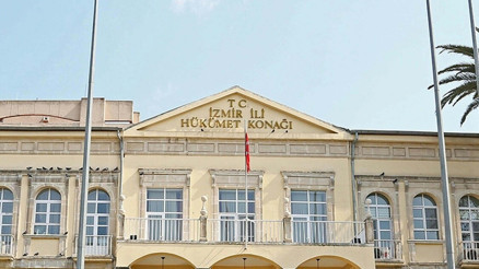 Valilik açıkladı... İzmirde 5 günlük toplantı ve gösteri yasağı