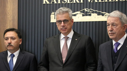 Sağlık Bakanı Kemal Memişoğlu: 37 bin hekim dışı sağlık çalışanı alacağız Sağlık Bakanı Kemal Memişoğlu: 37 bin hekim dışı sağlık çalışanı alacağız