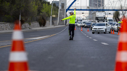 İstanbul Valiliği duyurdu: Saraçhane çevresindeki bazı yollar 24 saat trafiğe kapatıldı