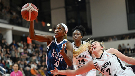 Beşiktaş BOA kaybetti, Emlak Konut finalde