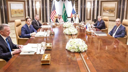 ABD heyeti otelde mekik dokuyacak... Riyad’da temassız görüşme