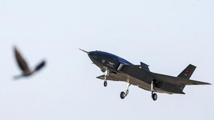 Bayraktar KIZILELMA manevra testini de başarıyla geçti