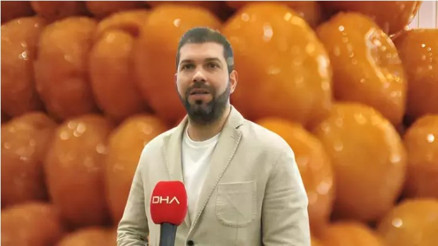 Dedesinin üretip tarifini sır gibi sakladıkları ‘ramazan helvası’, 65 yıldır iftar sofralarını tatlandırıyor Dedesinin üretip tarifini sır gibi sakladıkları ‘ramazan helvası’, 65 yıldır iftar sofralarını tatlandırıyor