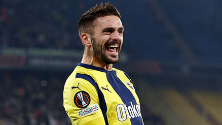 Dusan Tadic Fenerbahçe tarihine geçmeye hazırlanıyor 100 maç ve rekor