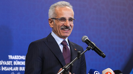 Bakan Uraloğlu: Trabzon ile Samsun arasını 2 saate düşürecek