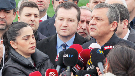 Özel’den İmamoğlu’na ilk ziyaret