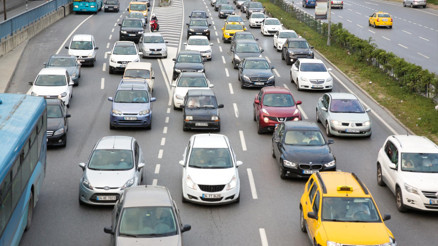 Bayram trafiğine turuncu uyarı Bayram trafiğine turuncu uyarı