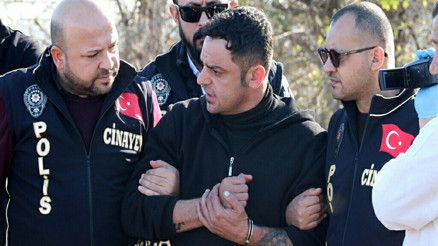 Baldız ve kurye cinayetinde kan donduran detaylar: Cinayet sonrası para çekip kahvaltıya gitmiş Baldız ve kurye cinayetinde kan donduran detaylar: Cinayet sonrası para çekip kahvaltıya gitmiş