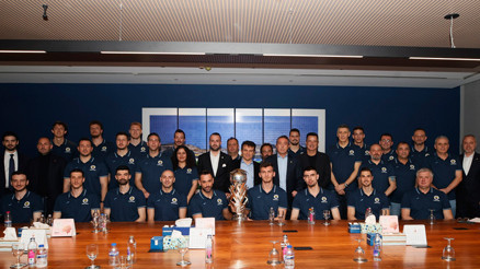 Fenerbahçe Başkanı Ali Koç: Bu takıma sevinmek yakışıyor