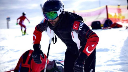 Berkin Usta kimdir, kaç yaşında, nereli Bursa Uludağ otel yangınında hayatını kaybeden Milli Kayakçı Berkin Ustanın hayatı ve kariyeri Berkin Usta kimdir, kaç yaşında, nereli Bursa Uludağ otel yangınında hayatını kaybeden Milli Kayakçı Berkin Ustanın hayatı ve kariyeri