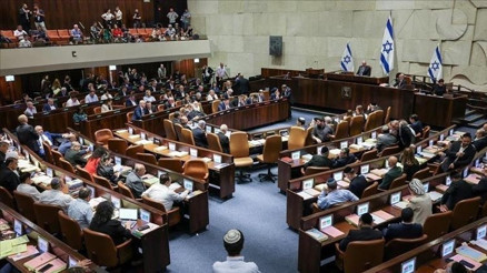 İsrail meclisi, tartışmalı yasayı kabul etti