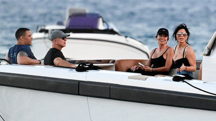 500 milyon dolarlık düğünün hazırlıkları başladı… Dev yatını konukları için taksi yapacak