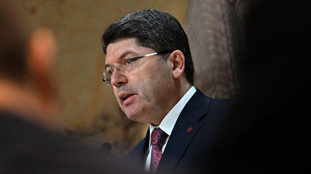Adalet Bakanı Tunçtan yeni açıklama... Hükümlü ve tutuklulara Ramazan Bayramında açık görüş Adalet Bakanı Tunçtan yeni açıklama... Hükümlü ve tutuklulara Ramazan Bayramında açık görüş