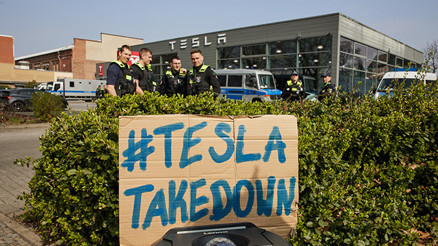 Berlin’de protesto üstüne protesto