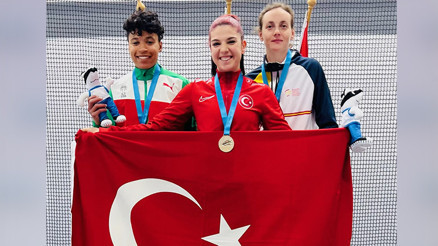 Esra Bayrak, atletizmde Avrupa şampiyonu oldu