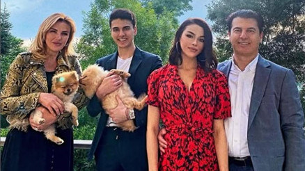 Ünlü isimlerden bayram mesajları