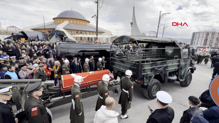 Şehit Astsubay Nihat İrgi, memleketi Sivasta toprağa verildi