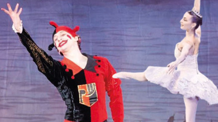 Türk balesinin parlayan iki yıldızı Türk balesinin parlayan iki yıldızı