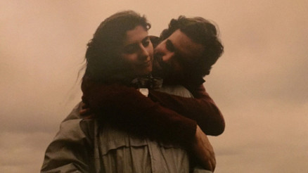 Böylesi filmlerde bile yok Birbirlerini gördükleri an kurulan bağ 40 yıldır kopmadı: Bazen aşk sizi en sıra dışı yerlerde buluyor