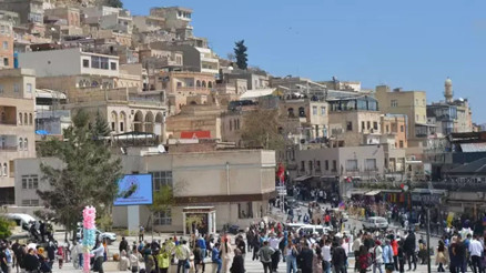 Mardine Ramazan Bayramında yerli ve yabancı turist akını Mardine Ramazan Bayramında yerli ve yabancı turist akını