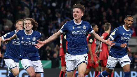 Son şampiyona Bielefeld çelmesi