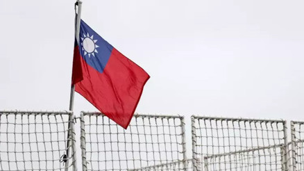 Çinden gerçek mühimmatla tatbikat