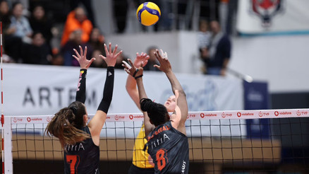 Kadınlar Kupa Voleyin 24. sahibi İzmirde belli olacak