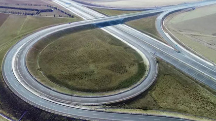 Bakan Uraloğlu otoyol kullanan araç sayısını açıkladı