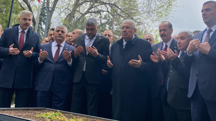 Alparslan Türkeş, vefatının 28inci yıl dönümünde anıldı