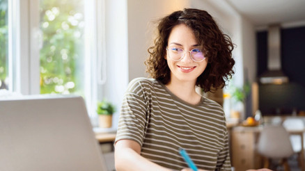 Eczacıbaşı Topluluğu ‘Gelecek Okulu’ projesini hayata geçirdi: Girişimcilere online eğitim