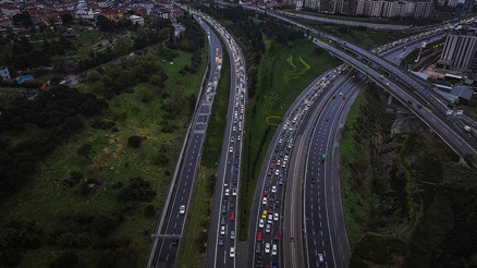 Kilit kavşak Kırıkkalede bayram tatili dönüşü hareketliliği