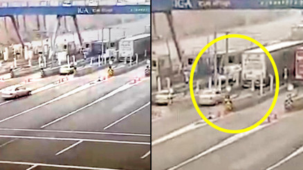 Gişelerde ölüme daldı... TIR’ın altına girdi: 4 kişi hayatını kaybetti