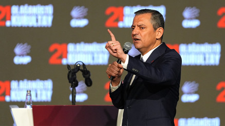 CHP Genel Başkanı Özel, 21. Olağanüstü Kurultayda konuştu