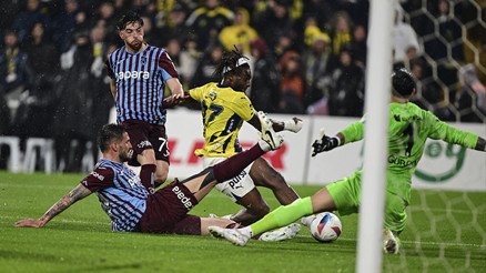 Trabzonsporlu futbolcular mağlubiyetin ardından açıkladı: Öğreneceğimiz şeyler var