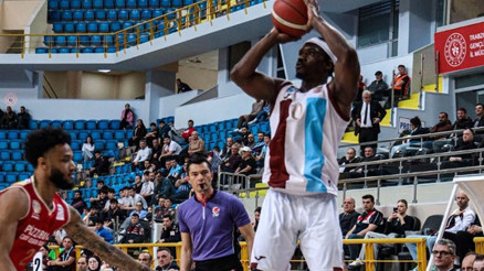 Trabzonspor potada 1 galibiyet daha alırsa Süper Lige çıkacak