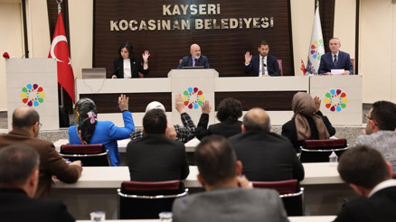 Çolakbayrakdar: Yeni bir şehir inşa ediyoruz