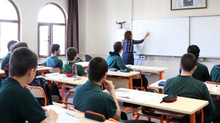 Milli Eğitim Bakanı Yusuf Tekinden okulların erken kapanacağı iddialarına yalanlama