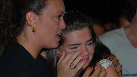 Türkiye onları bir diziyle tanımıştı... Şimdi çoğu çoluk çocuğa karıştı... Setteki son gün gözyaşları sel oldu Türkiye onları bir diziyle tanımıştı... Şimdi çoğu çoluk çocuğa karıştı... Setteki son gün gözyaşları sel oldu