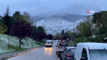Bursa ve Boluda nisan ayında kar sürprizi