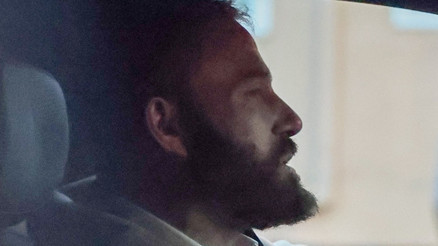 Dünyanın en güzel kadınlarıyla evlendi... Sokağa tükürüyor, çok az duş alıyor...Bir daha kimse sana aşık olmayacak