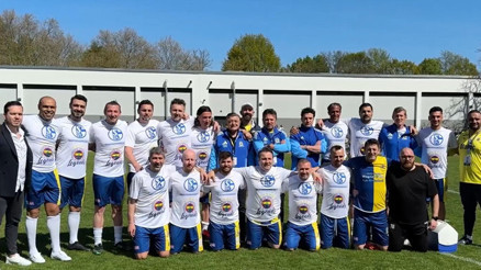 Efsanelerin Almanya buluşmasında dostluk kazandı