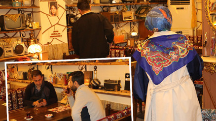 Diyarbakırda farklı bir kafe: 3 bin adetten fazla | Lütfen dokunmayın diye uyarı panosu astı